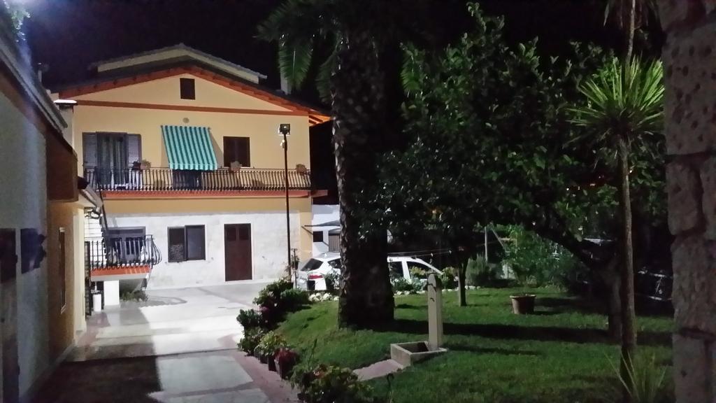 Pineta Monserrato Modica Buitenkant foto