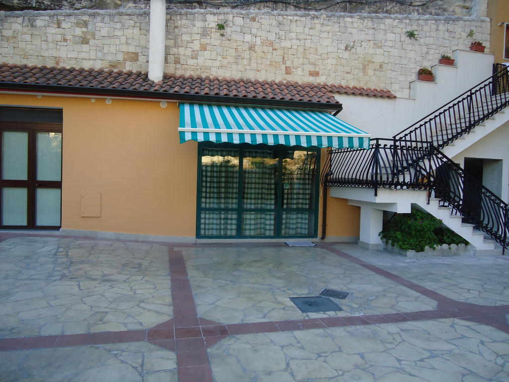 Pineta Monserrato Modica Buitenkant foto