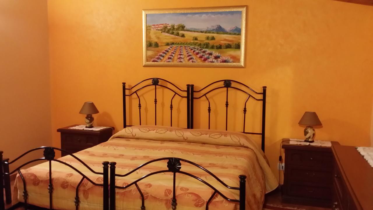 Pineta Monserrato Modica Buitenkant foto